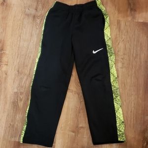 Boys Nike pants size 6